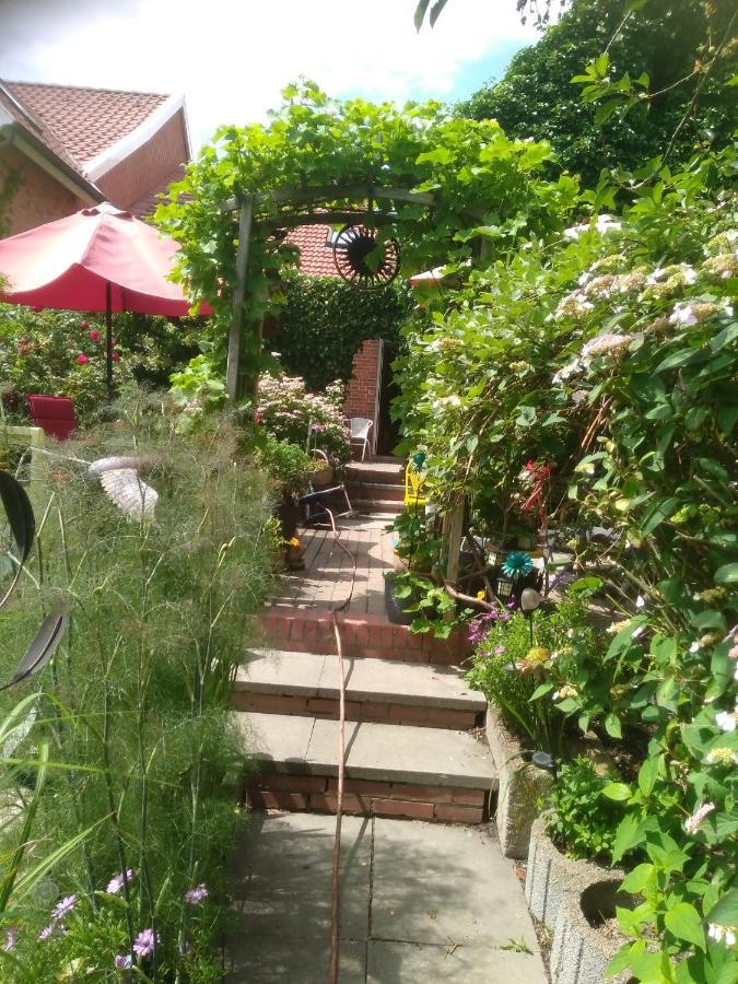 Ferienwohnung Am Siel Ditzum Exterior foto